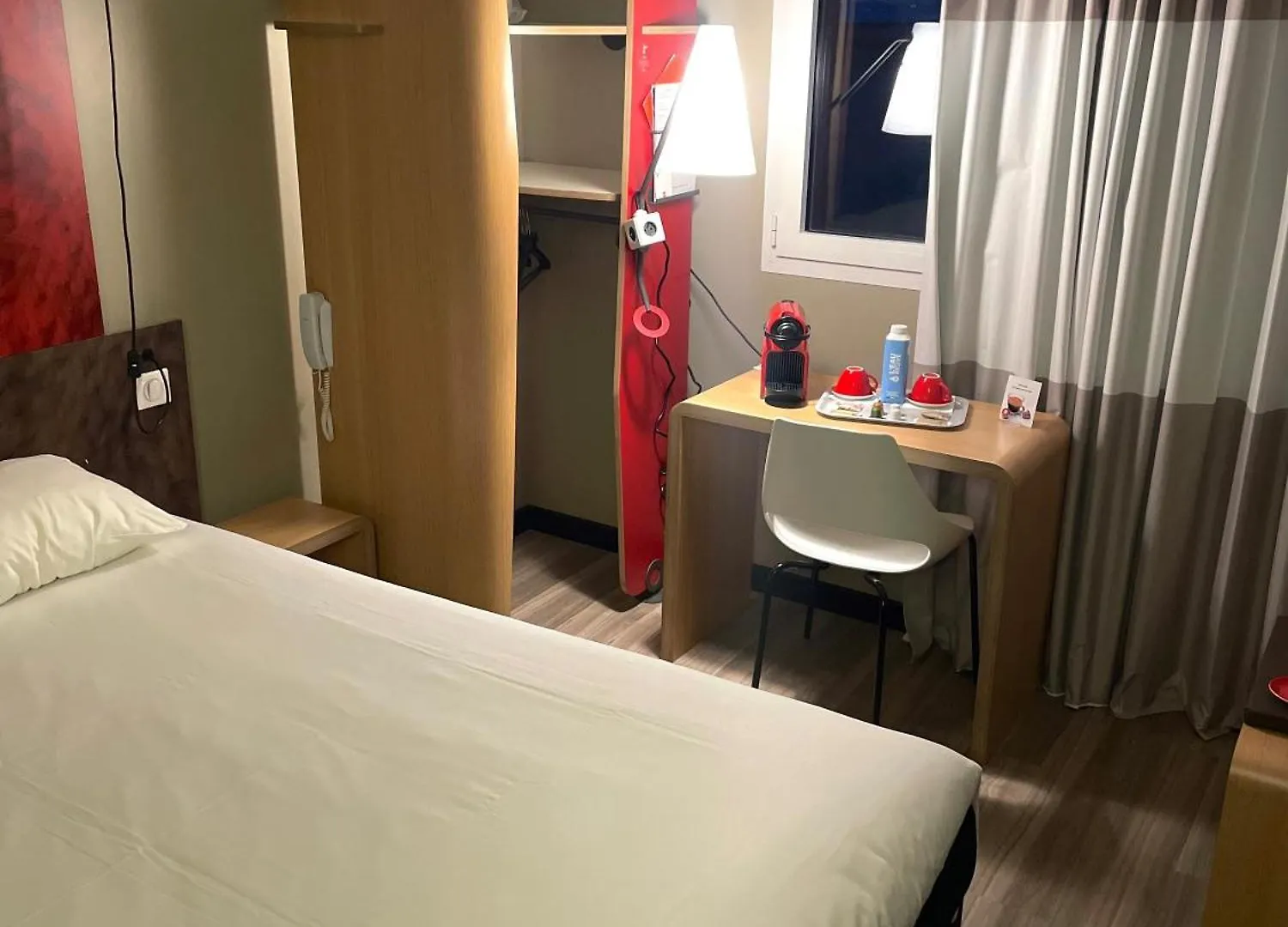 Hotel Ibis Bourg En Bresse 3*, Bourg-en-Bresse