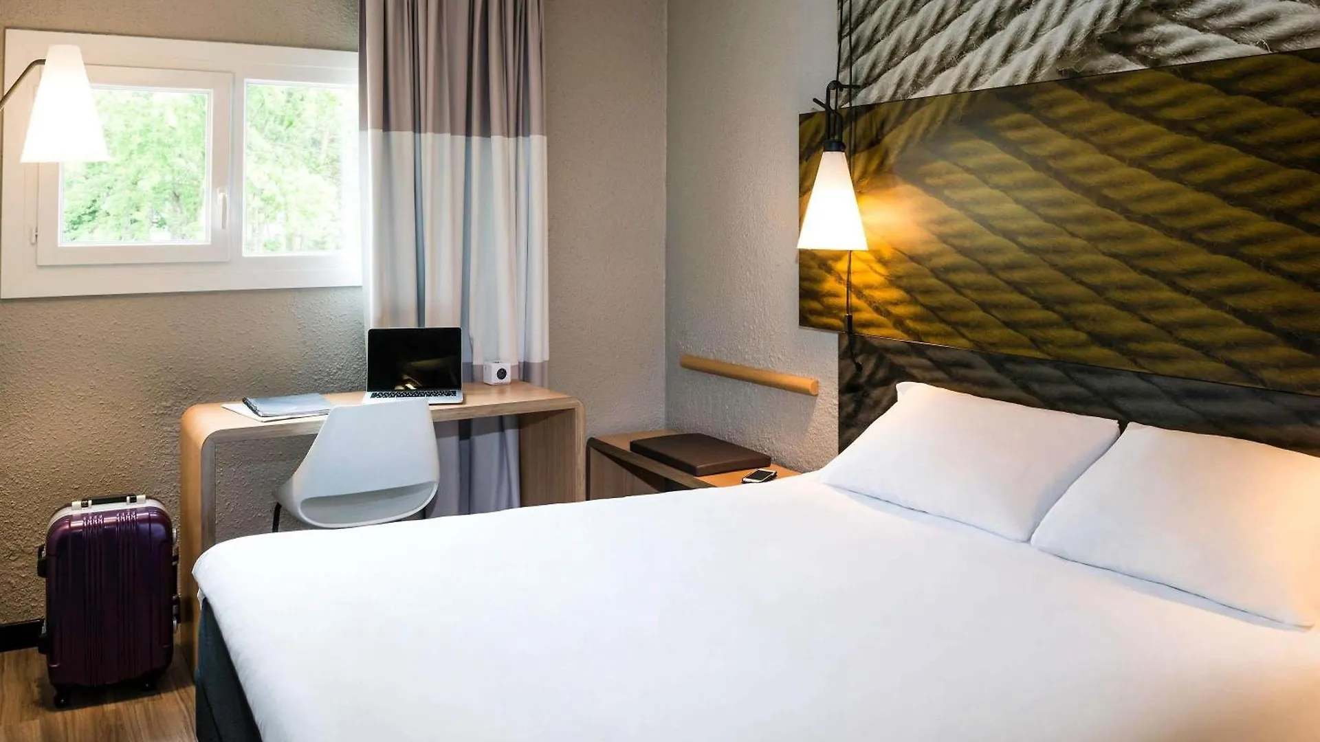 ***  Hotel Ibis Bourg En Bresse Francia
